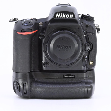 Nikon D750 + Grip d'Occasion Très bon état Garantie 12 Mois
