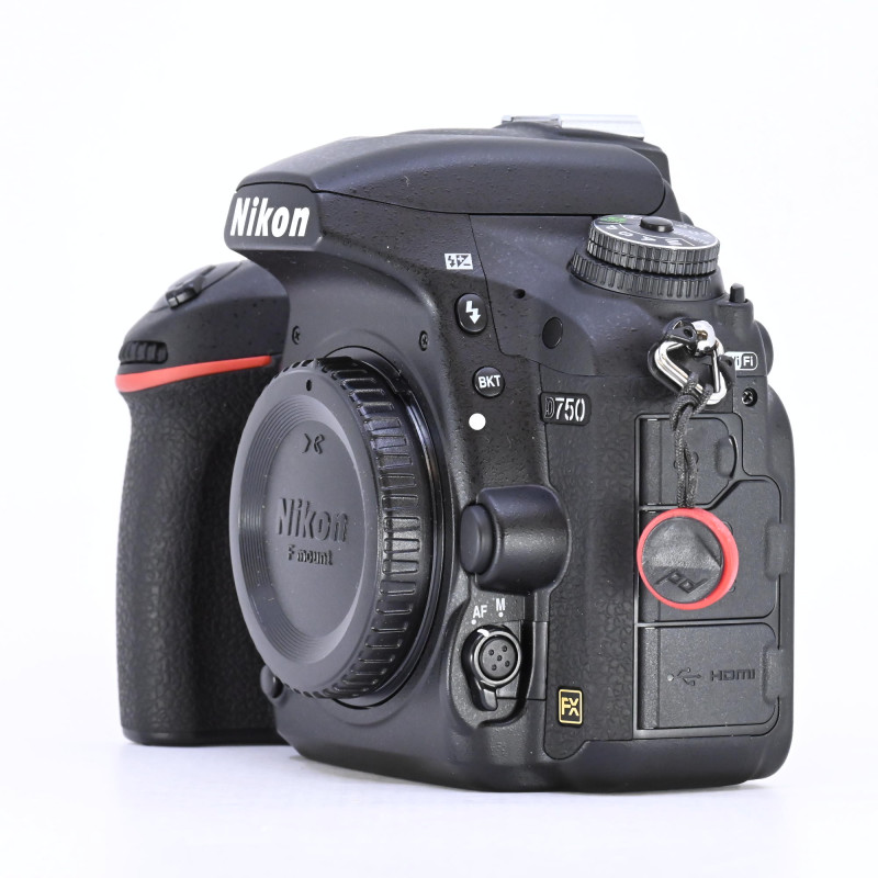 Nikon D750 d'Occasion Bon État Garantie 12 Mois