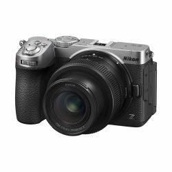 Nikon Z5II C Argent + NIKKOR Z 24-50mm f/4-6.3