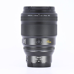 NIKON NIKKOR Z 135mm f/1.8...