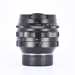 Voigtländer Nokton 50mm...