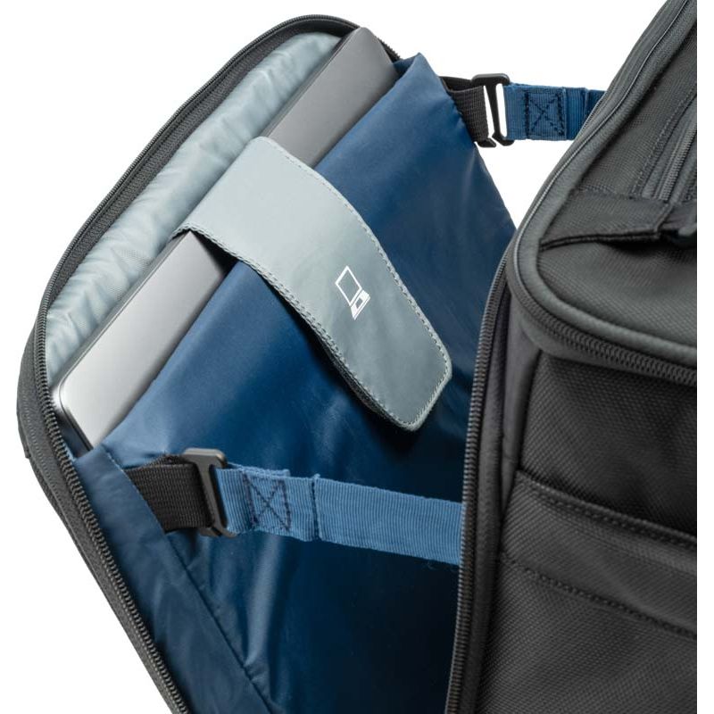 Think Tank Airport Navigator V2 22L