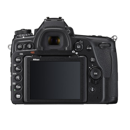 NIKON D780